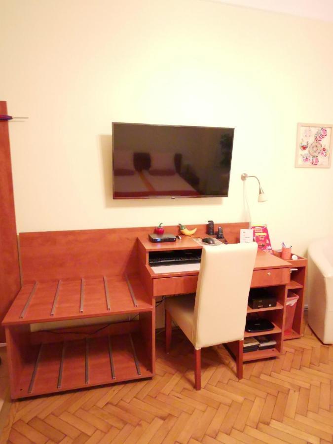 Paprika Apartment Studio Budapest Esterno foto